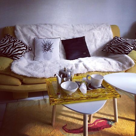 Chambre d'hôtes THE YELLOW CUBE Aubiere Ngoại thất bức ảnh