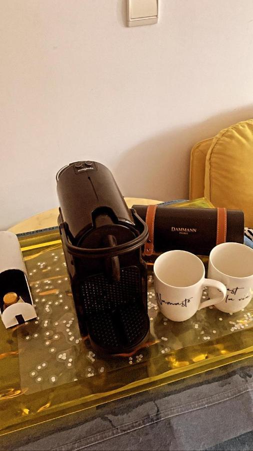 Chambre d'hôtes THE YELLOW CUBE Aubiere Ngoại thất bức ảnh