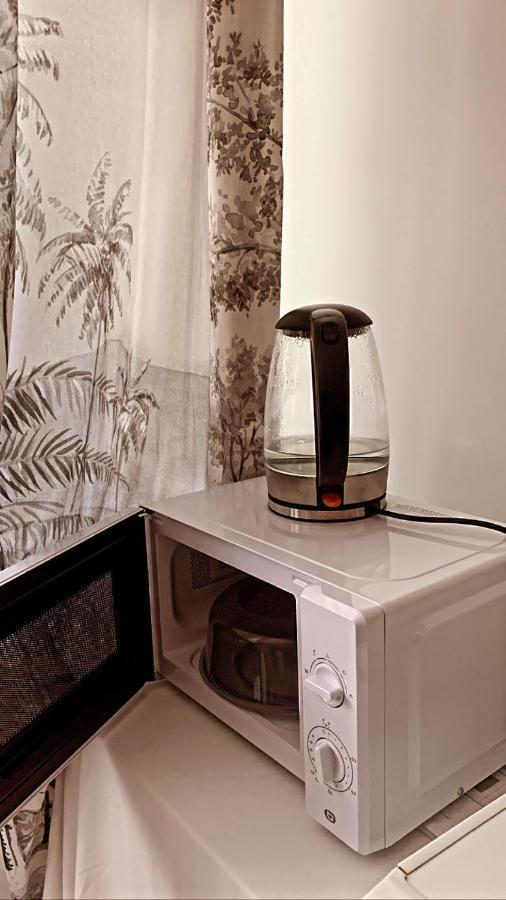 Chambre d'hôtes THE YELLOW CUBE Aubiere Ngoại thất bức ảnh